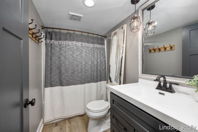 3128 Greenly Street, Hudsonville, MI 49426