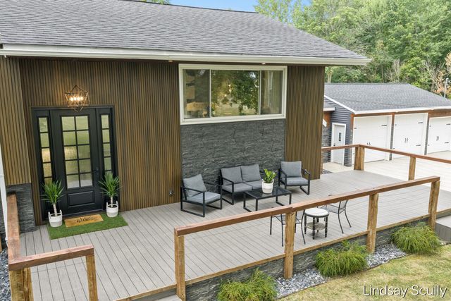 3128 Greenly Street, Hudsonville, MI 49426