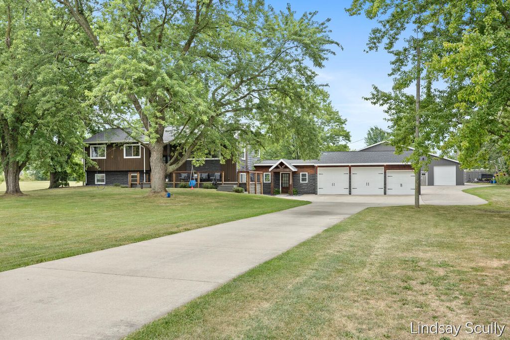 3128 Greenly Street, Hudsonville, MI 49426
