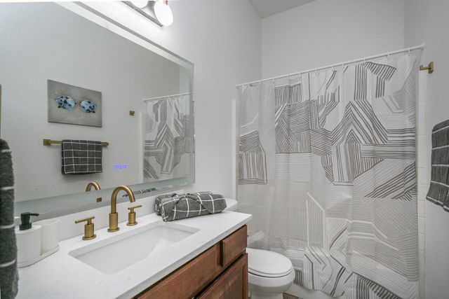 2615 Fox Creek Trail, Arlington, TX 76017