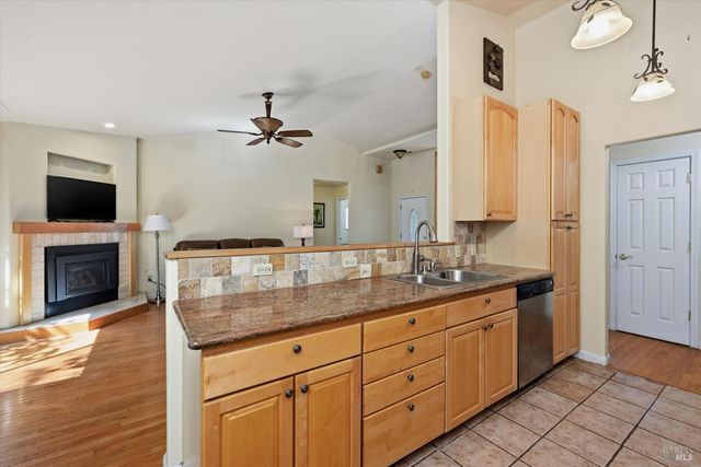 18846 Horseshoe Rd, Hidden Valley Lake, CA 95467