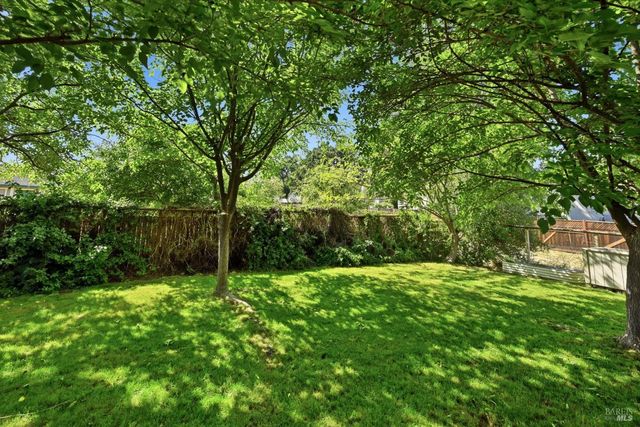 18846 Horseshoe Rd, Hidden Valley Lake, CA 95467