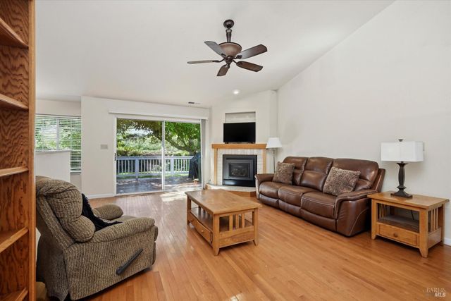 18846 Horseshoe Rd, Hidden Valley Lake, CA 95467
