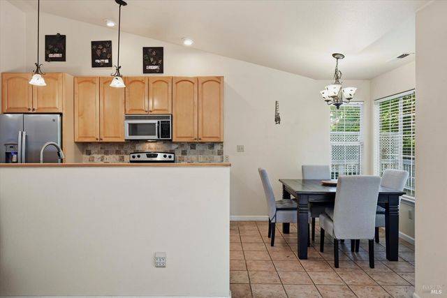 18846 Horseshoe Rd, Hidden Valley Lake, CA 95467