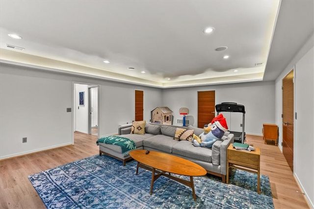 4706 W 65th Terrace, Prairie Village, KS 66208