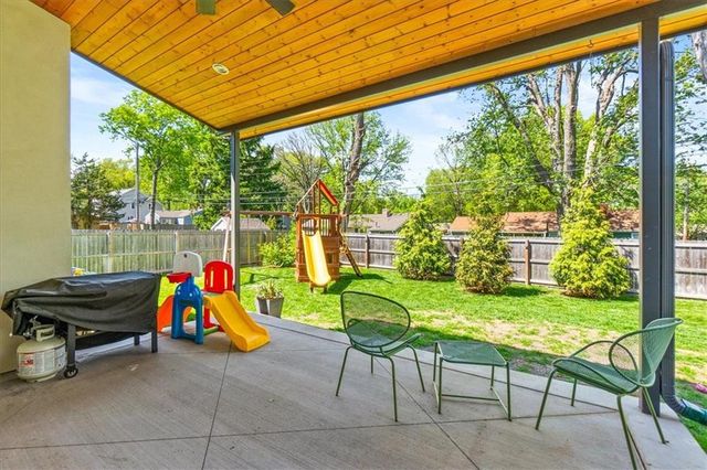 4706 W 65th Terrace, Prairie Village, KS 66208