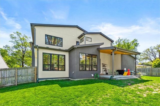 4706 W 65th Terrace, Prairie Village, KS 66208