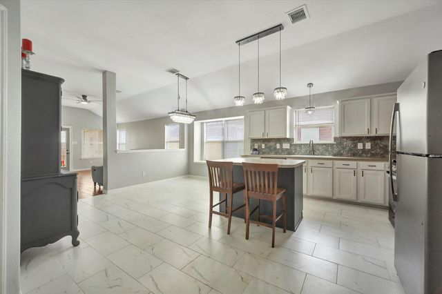 2602 San Marcos Drive, Deer Park, TX 77536