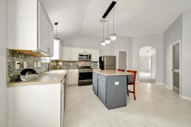 2602 San Marcos Drive, Deer Park, TX 77536