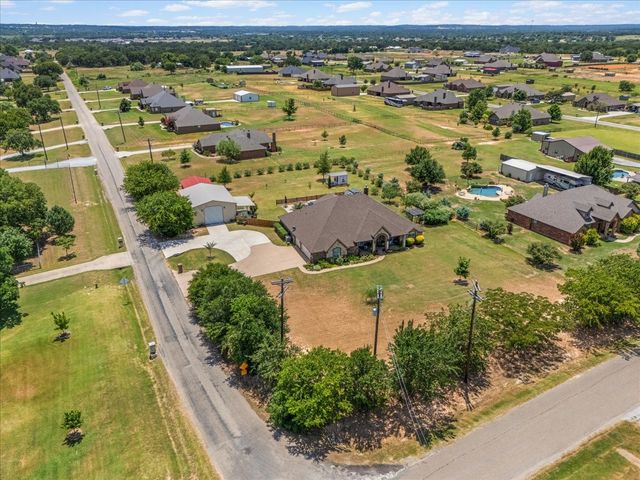 535 Christenberry Road, Springtown, TX 76082