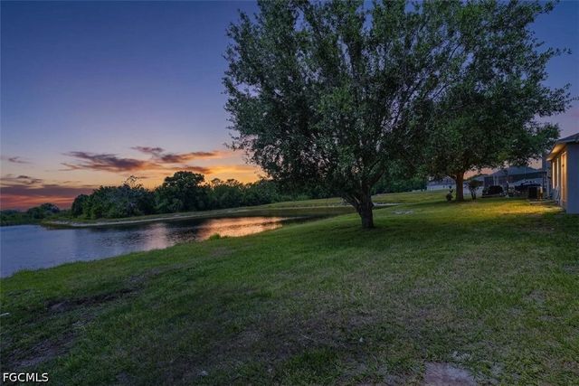 7513 Turtle View DR, Ruskin, FL 33573