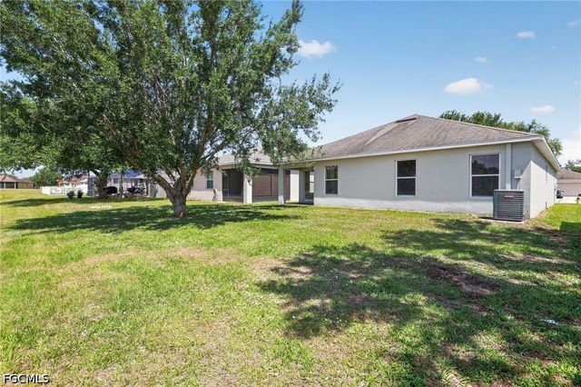 7513 Turtle View DR, Ruskin, FL 33573