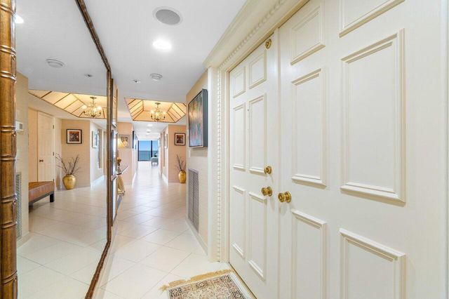4000 S Ocean Boulevard 502, South Palm Beach, FL 33480