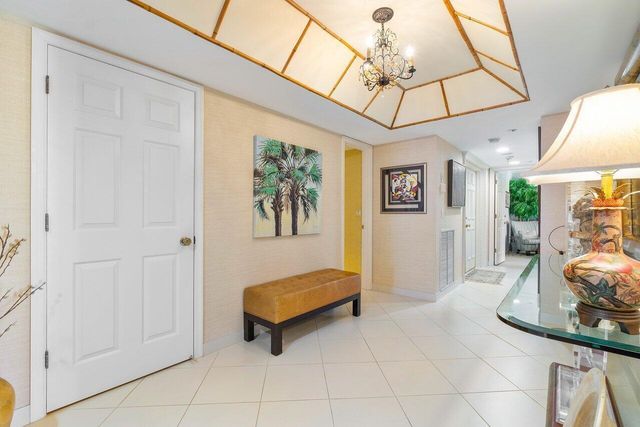 4000 S Ocean Boulevard 502, South Palm Beach, FL 33480