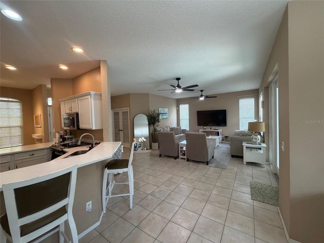 217 36TH STREET NE, Bradenton, FL 34208