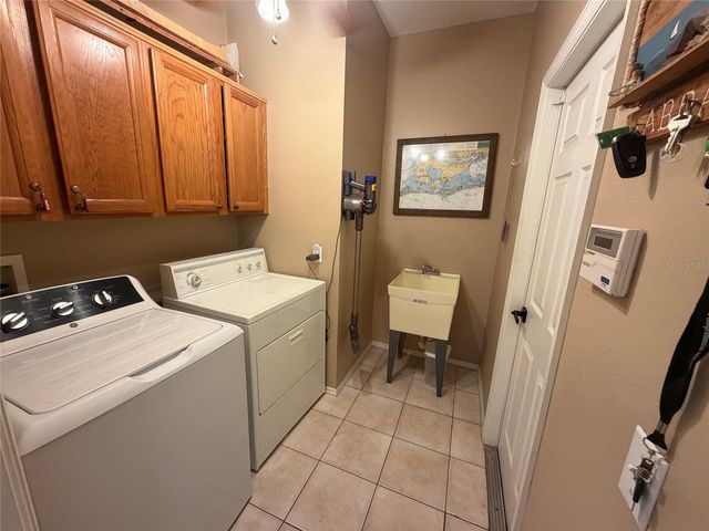 217 36TH STREET NE, Bradenton, FL 34208