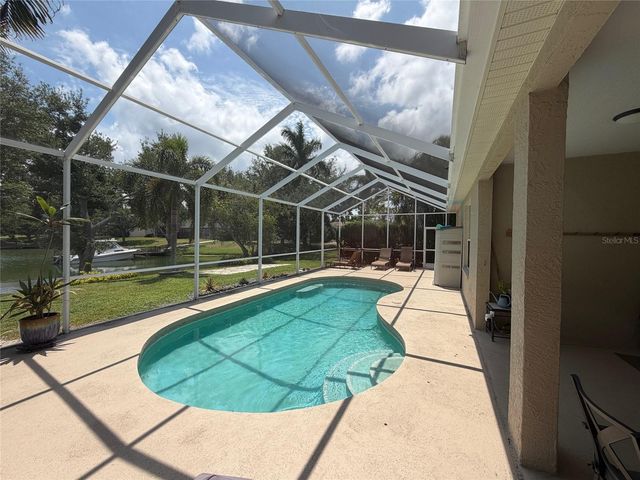 217 36TH STREET NE, Bradenton, FL 34208