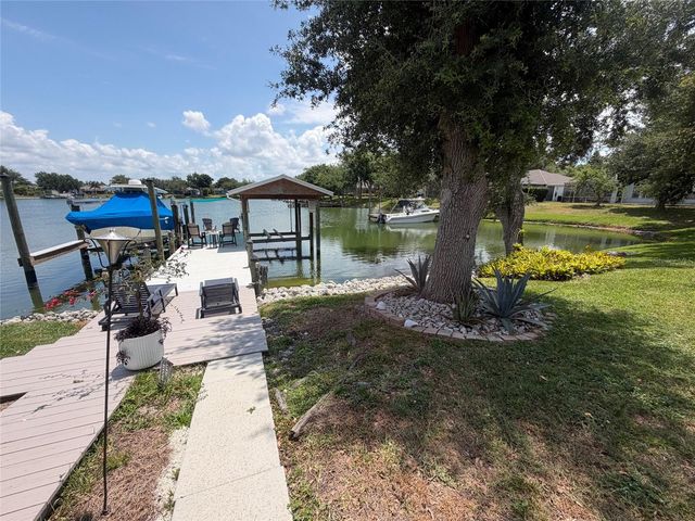217 36TH STREET NE, Bradenton, FL 34208