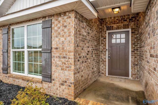 52 Sage Oak Drive, Decatur, AL 35603