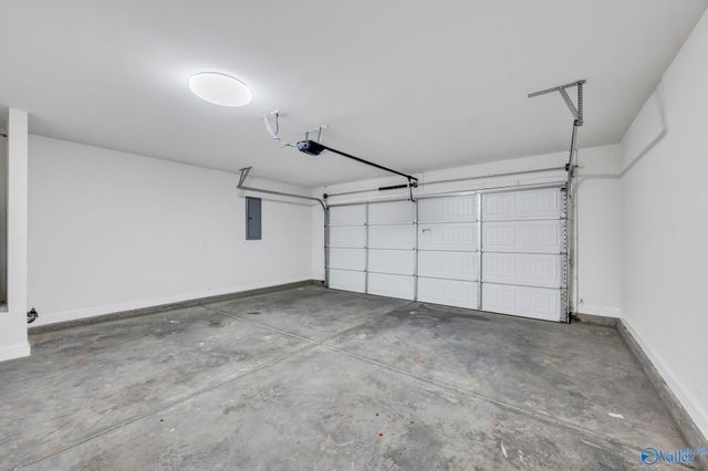 52 Sage Oak Drive, Decatur, AL 35603