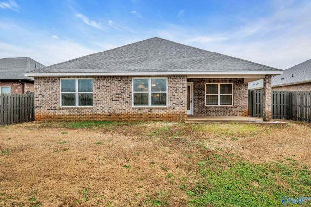 52 Sage Oak Drive, Decatur, AL 35603