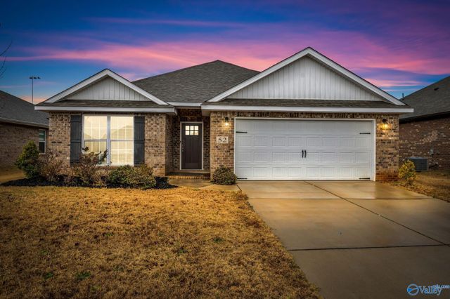 52 Sage Oak Drive, Decatur, AL 35603