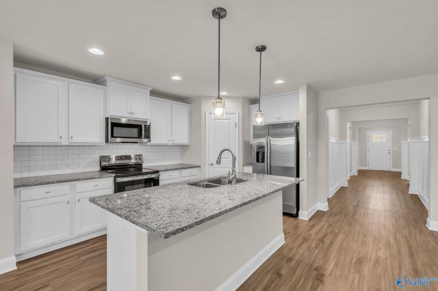 52 Sage Oak Drive, Decatur, AL 35603