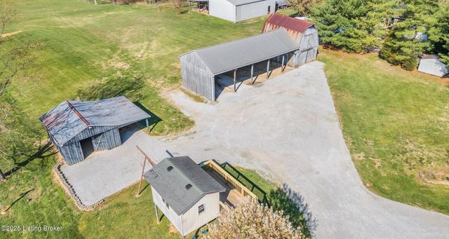 364 Fairview Ln, Shepherdsville, KY 40165