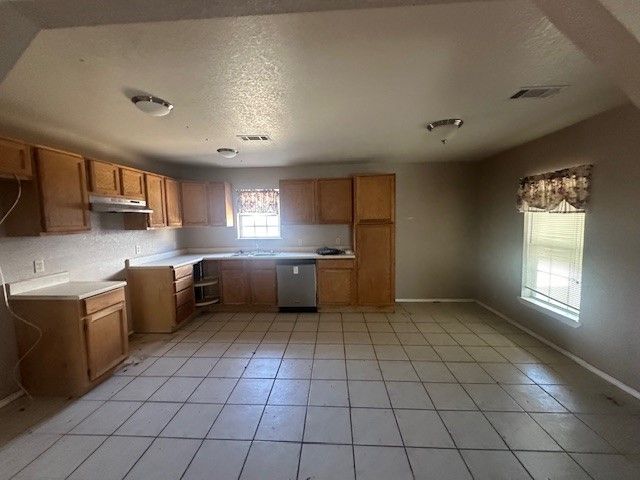 530 Richardson Street, Jacksboro, TX 76458
