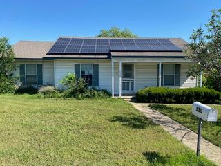 530 Richardson Street, Jacksboro, TX 76458