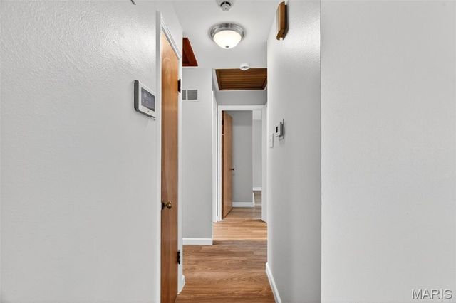 10505 Ewell Drive, St Louis, MO 63137