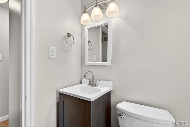 10505 Ewell Drive, St Louis, MO 63137