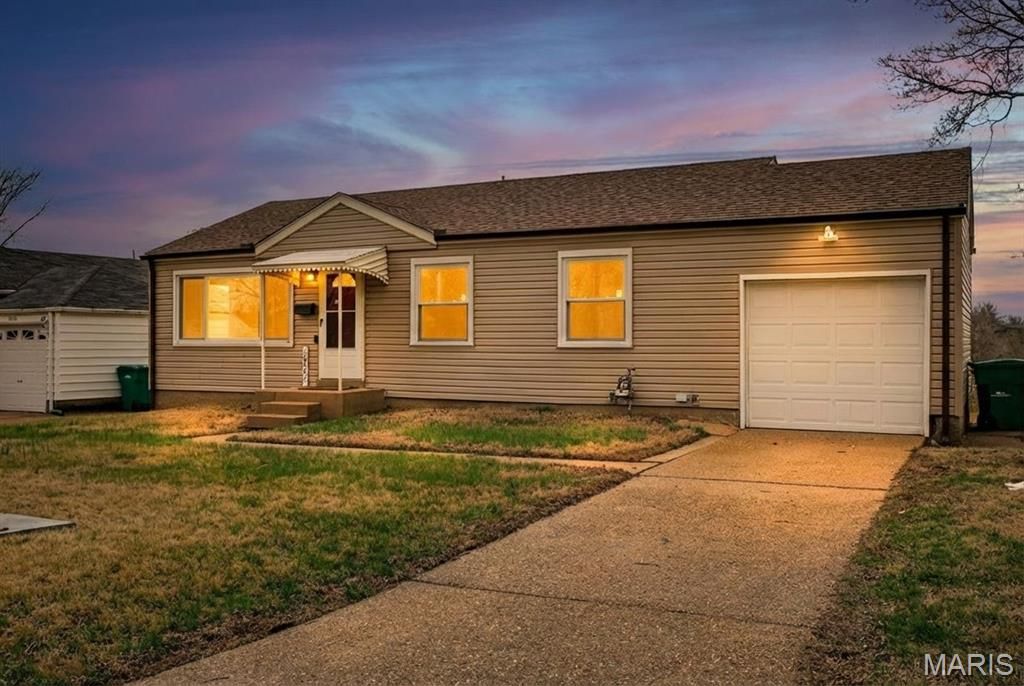 10505 Ewell Drive, St Louis, MO 63137