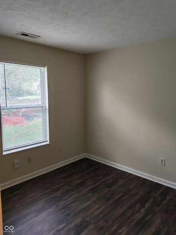 6035 Hayford Court, Indianapolis, IN 46254