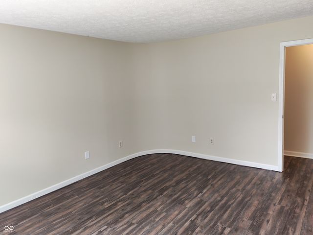 6035 Hayford Court, Indianapolis, IN 46254