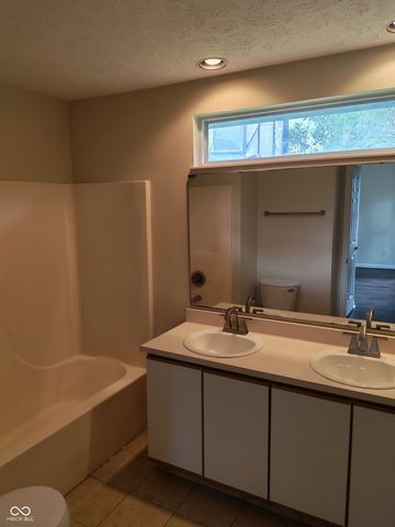 6035 Hayford Court, Indianapolis, IN 46254