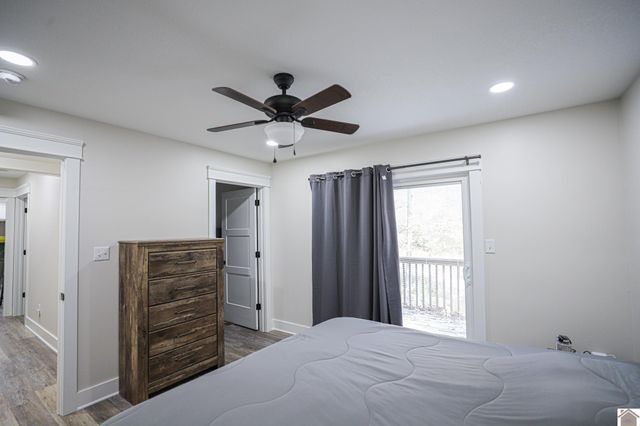 550 Cedar Point Rd, Benton, KY 42025