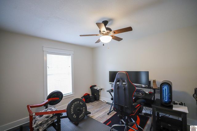 550 Cedar Point Rd, Benton, KY 42025