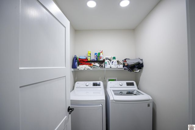 550 Cedar Point Rd, Benton, KY 42025