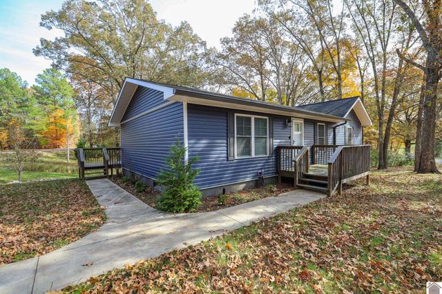 550 Cedar Point Rd, Benton, KY 42025