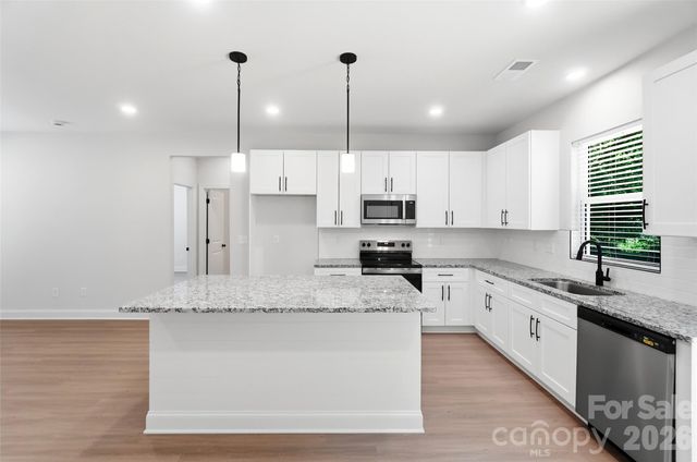 318 Honeywood Lane, Monroe, NC 28110