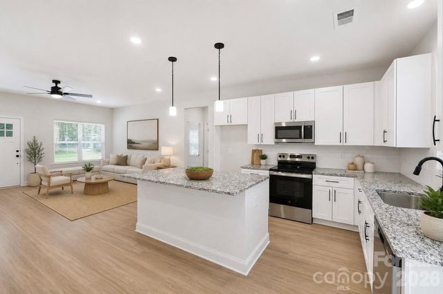 318 Honeywood Lane, Monroe, NC 28110