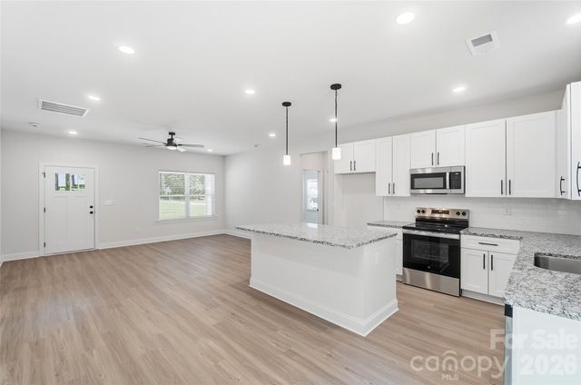 318 Honeywood Lane, Monroe, NC 28110