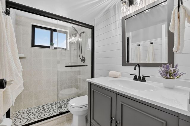 918 SW 9th Street Circle 105, Boca Raton, FL 33486