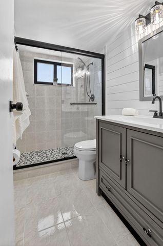 918 SW 9th Street Circle 105, Boca Raton, FL 33486