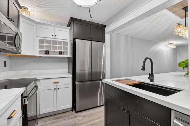 918 SW 9th Street Circle 105, Boca Raton, FL 33486