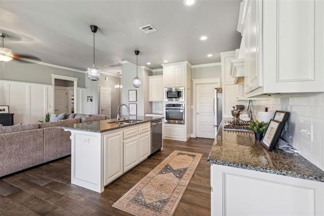 10667 N Kickapoo Avenue, Shawnee, OK 74804