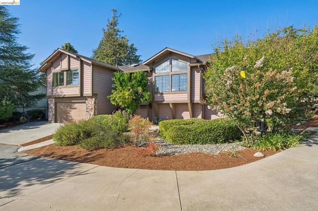 836 Navaronne Way, Concord, CA 94518