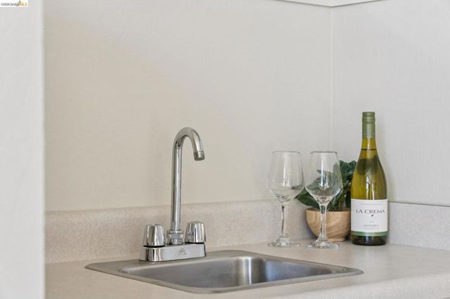 836 Navaronne Way, Concord, CA 94518