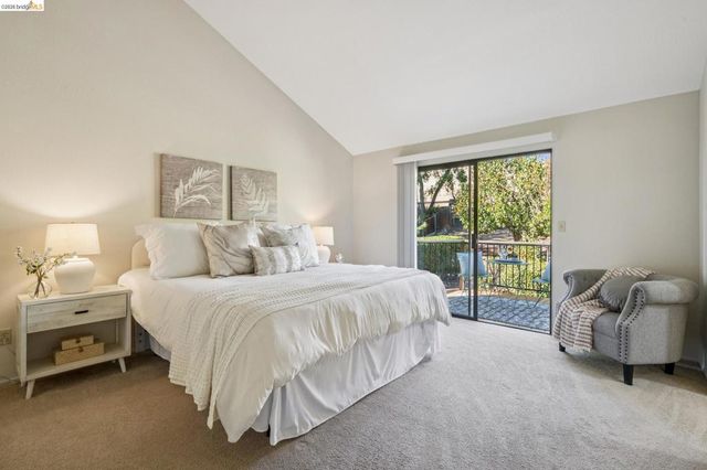 836 Navaronne Way, Concord, CA 94518